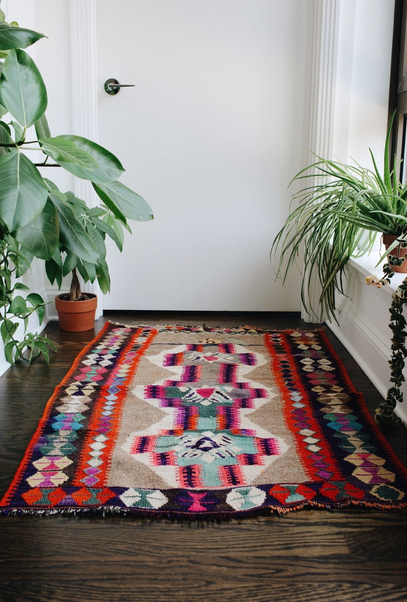 'Comet' Small Vintage Turkish Kilim Rug - 2’11” x 4’6” - Canary Lane