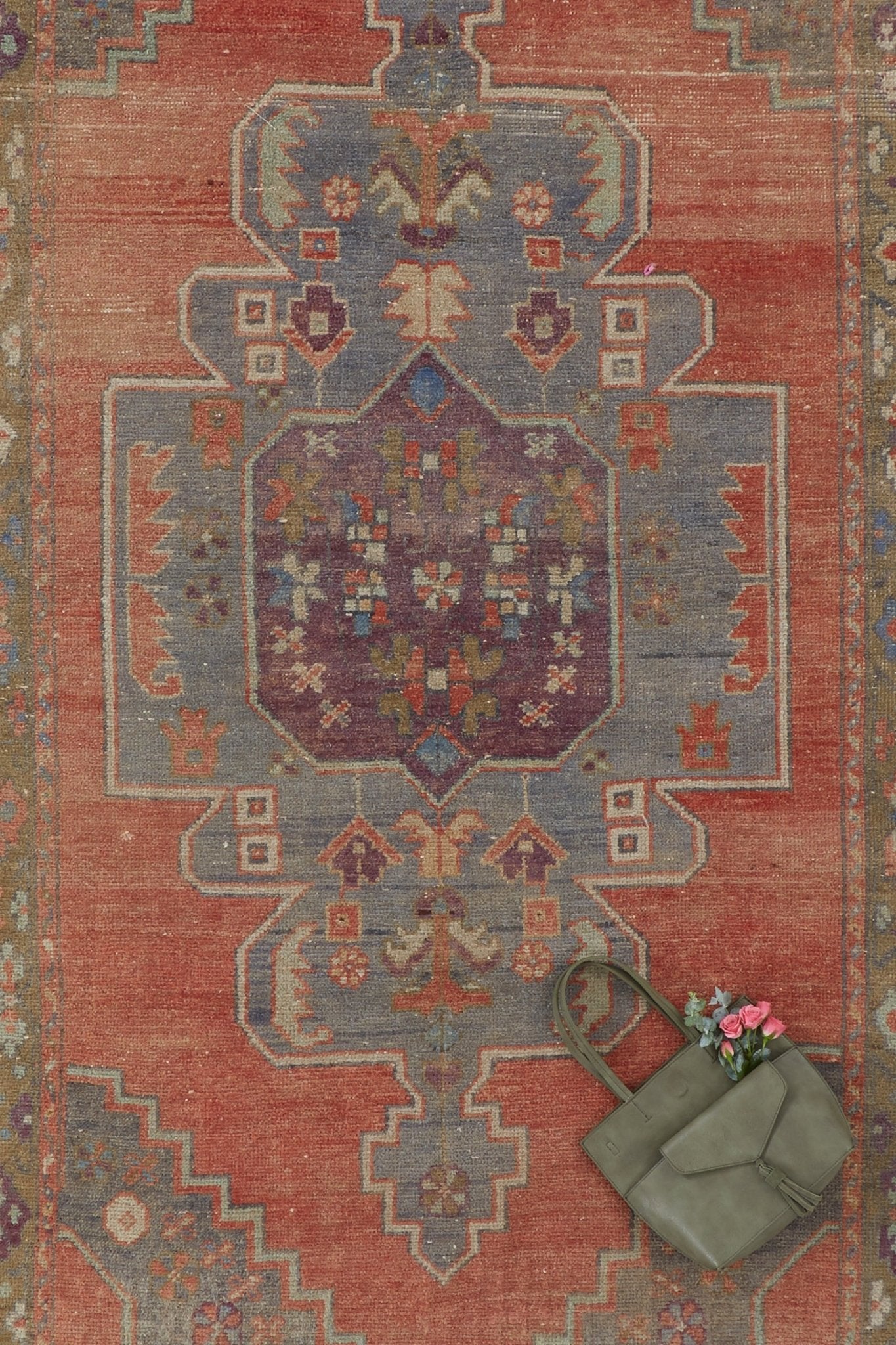 'Mae' Turkish Vintage Area Rug - 4'3" x 8'10" - Canary Lane