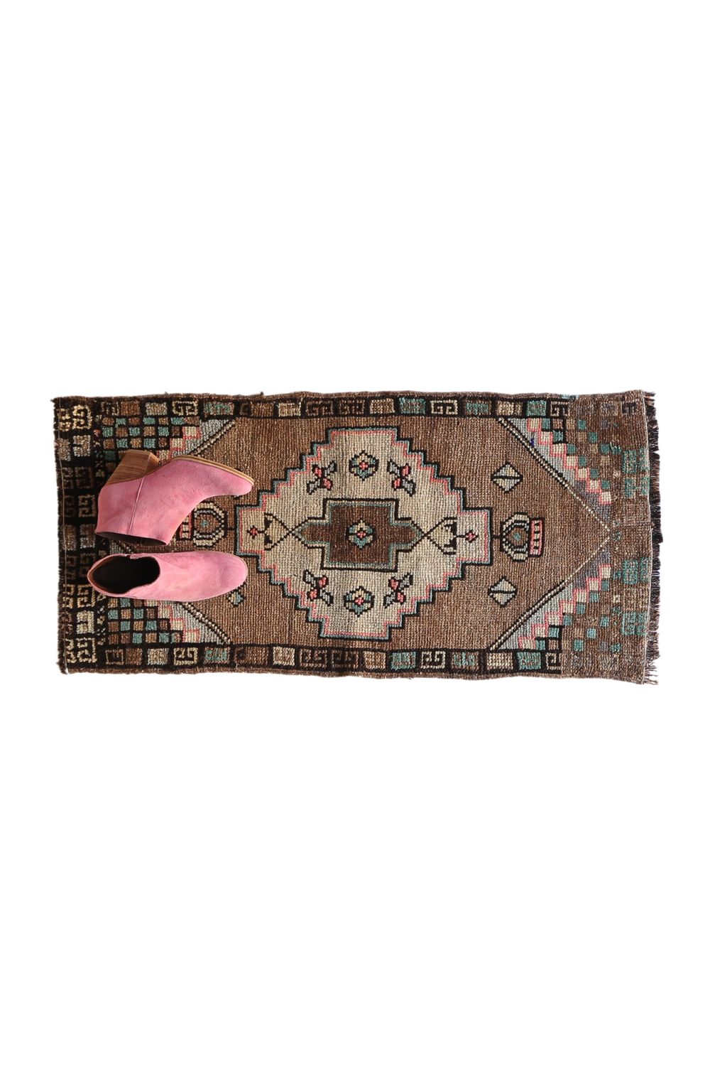 No. 1605 Mini Turkish Vintage Rug - 1'6.5" x 3'3.5" - Canary Lane