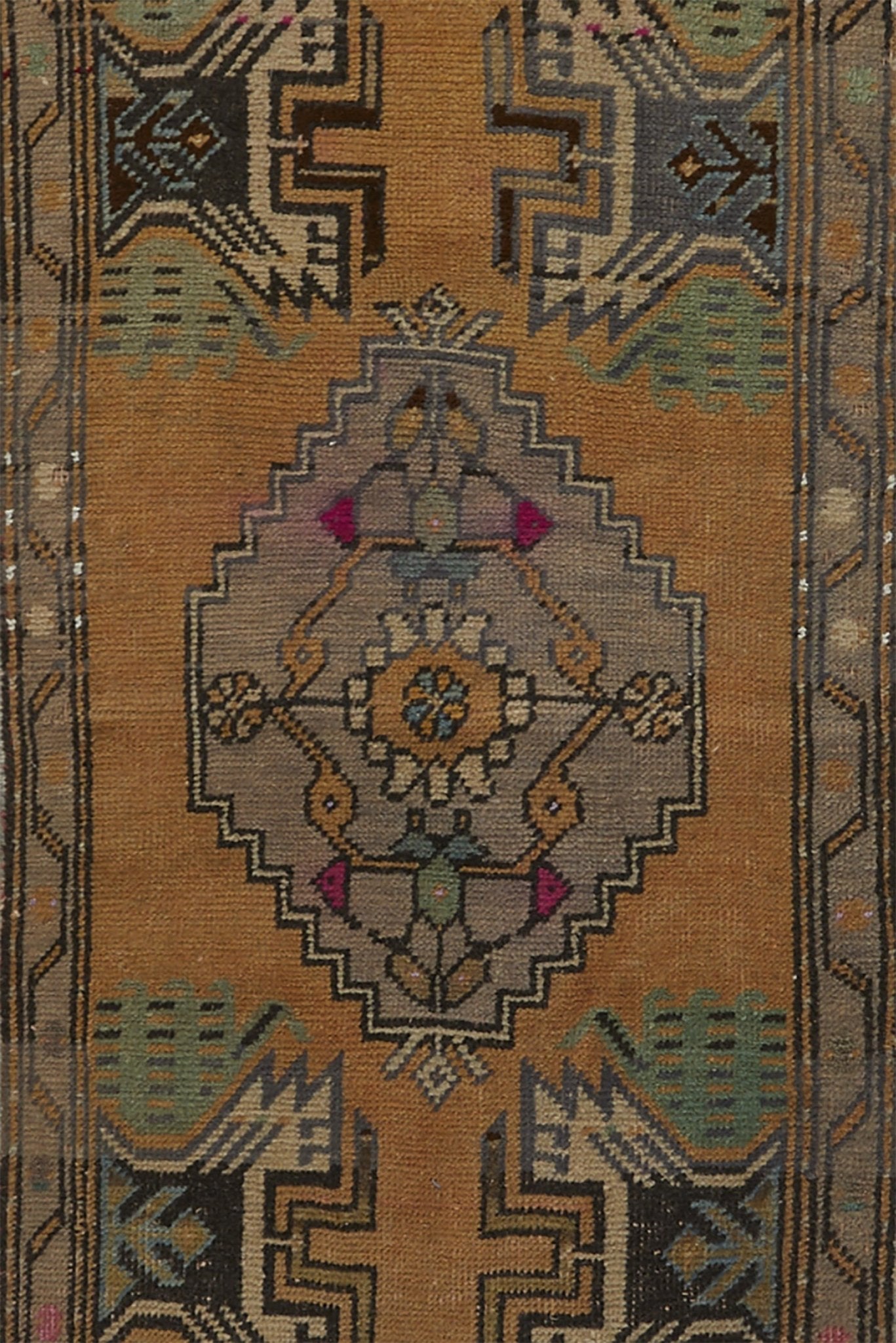 No. 752 Mini Rug - 1'9" x 3'7" - Canary Lane