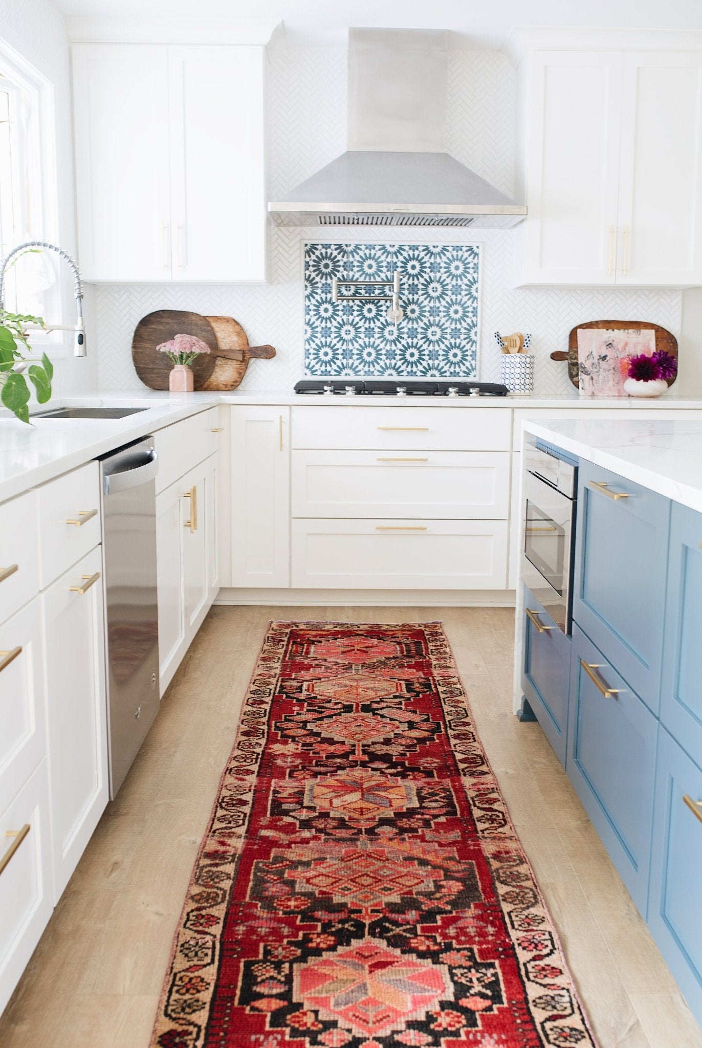 'Seville' Turkish Vintage Runner Rug - 2'3.5" x 11'11" - Canary Lane