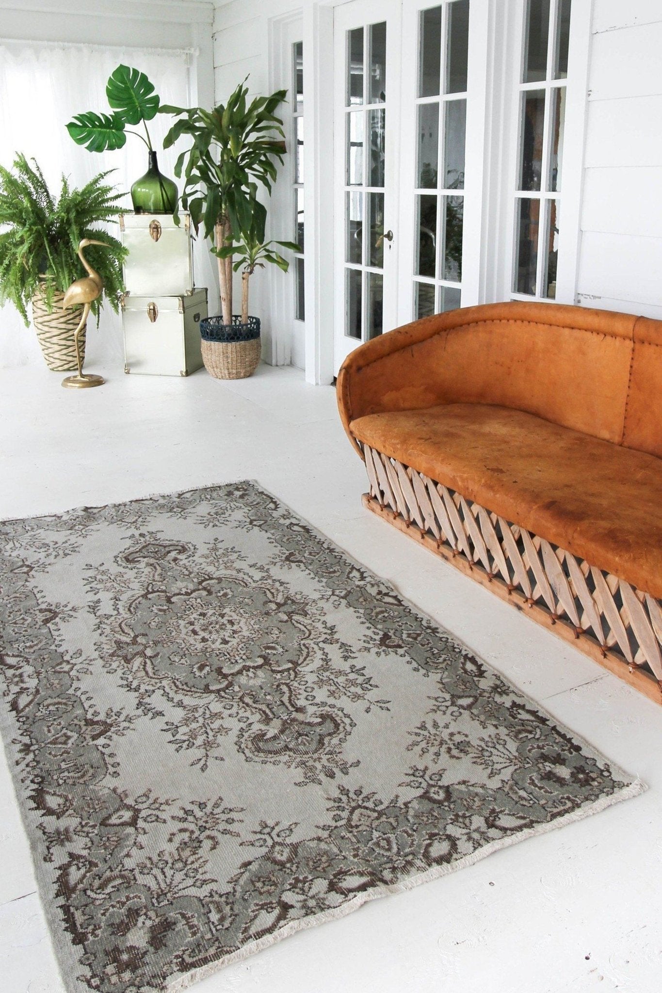 'Stormy' Vintage Rug - 3'9" x 7' - Canary Lane
