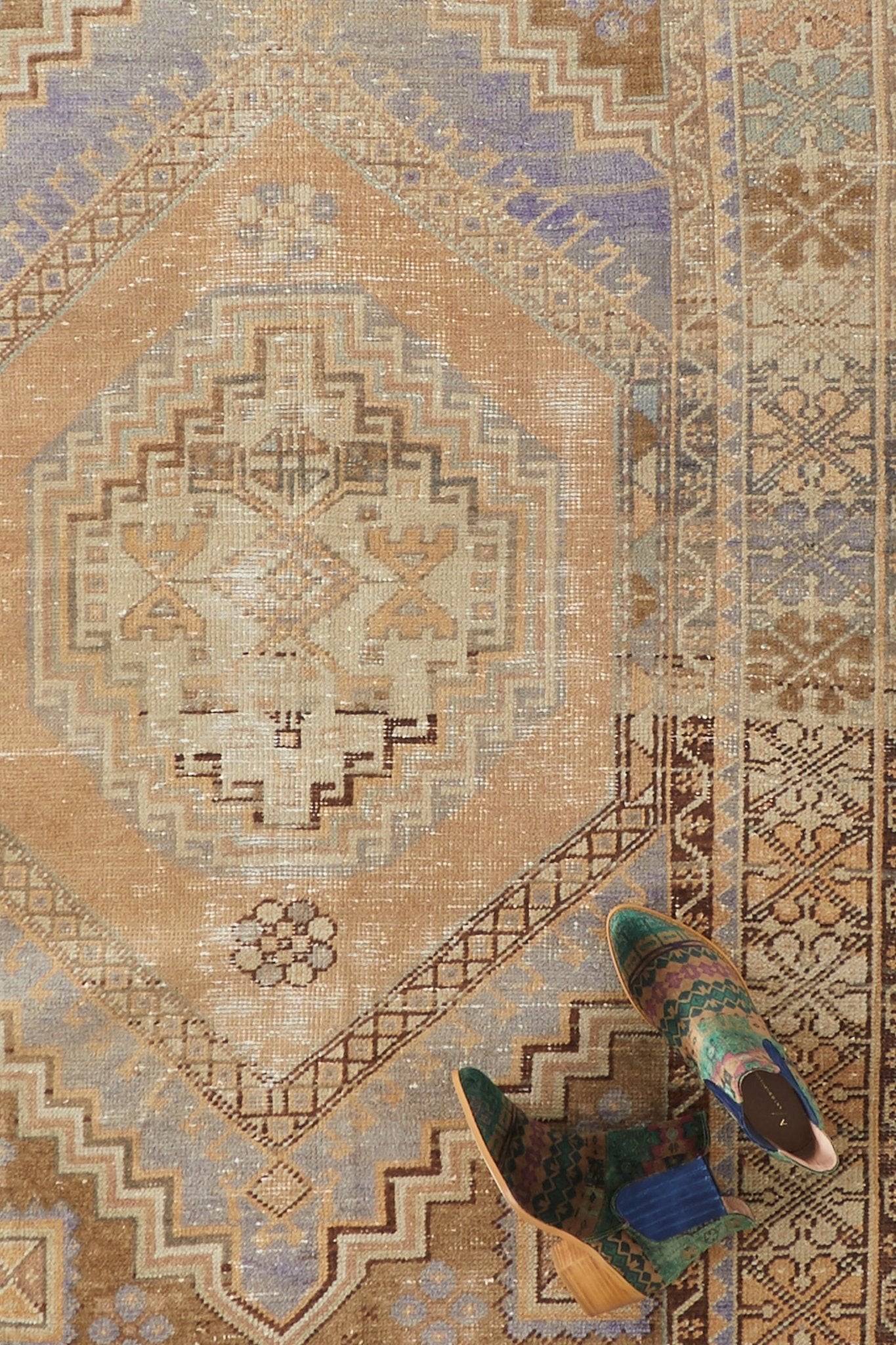 'Virgo' Turkish Vintage Area Rug - 3'10" x 6'3" - Canary Lane